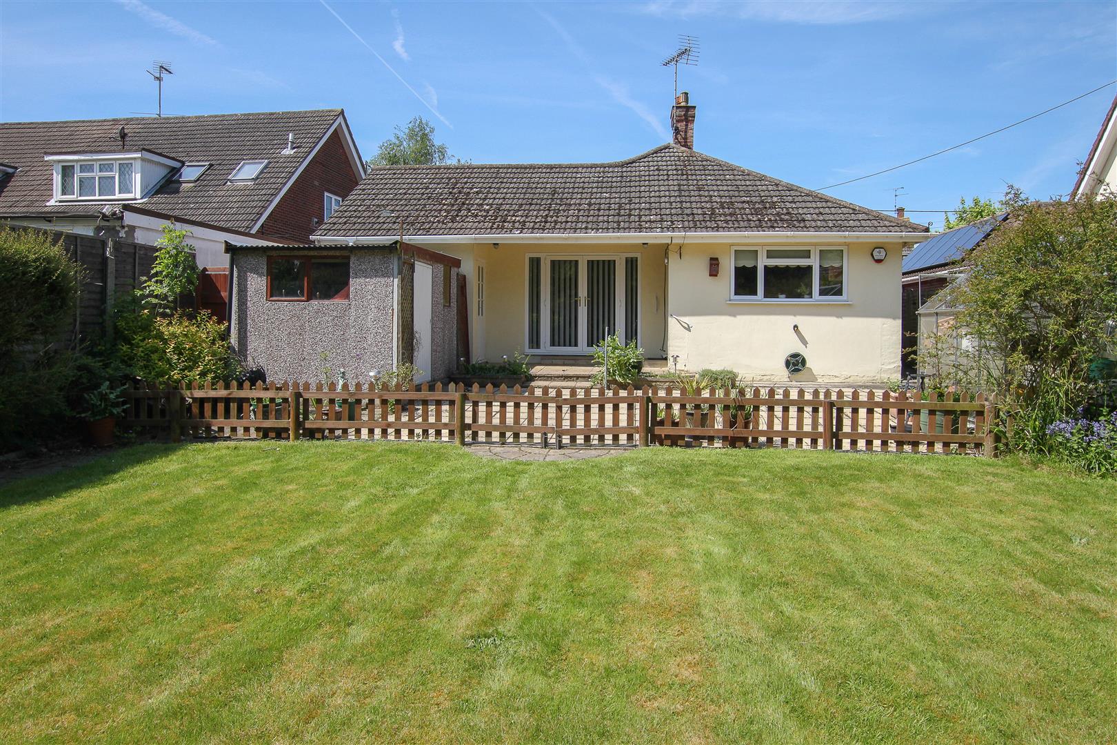 Wyatts Green Lane, Wyatts Green, Brentwood Keith Ashton